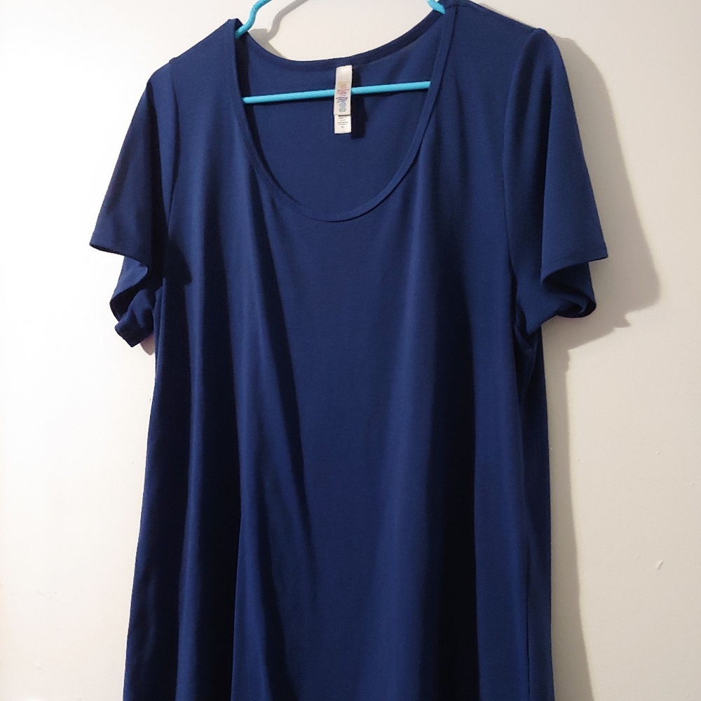 LulaRoe Classic T